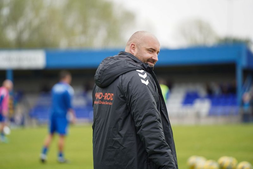 Danny Holmes takes his 100th game as Vauxhall Manager